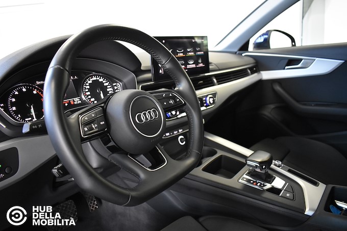 AUDI A4 Avant 40 g-tron S tronic Business Advanced